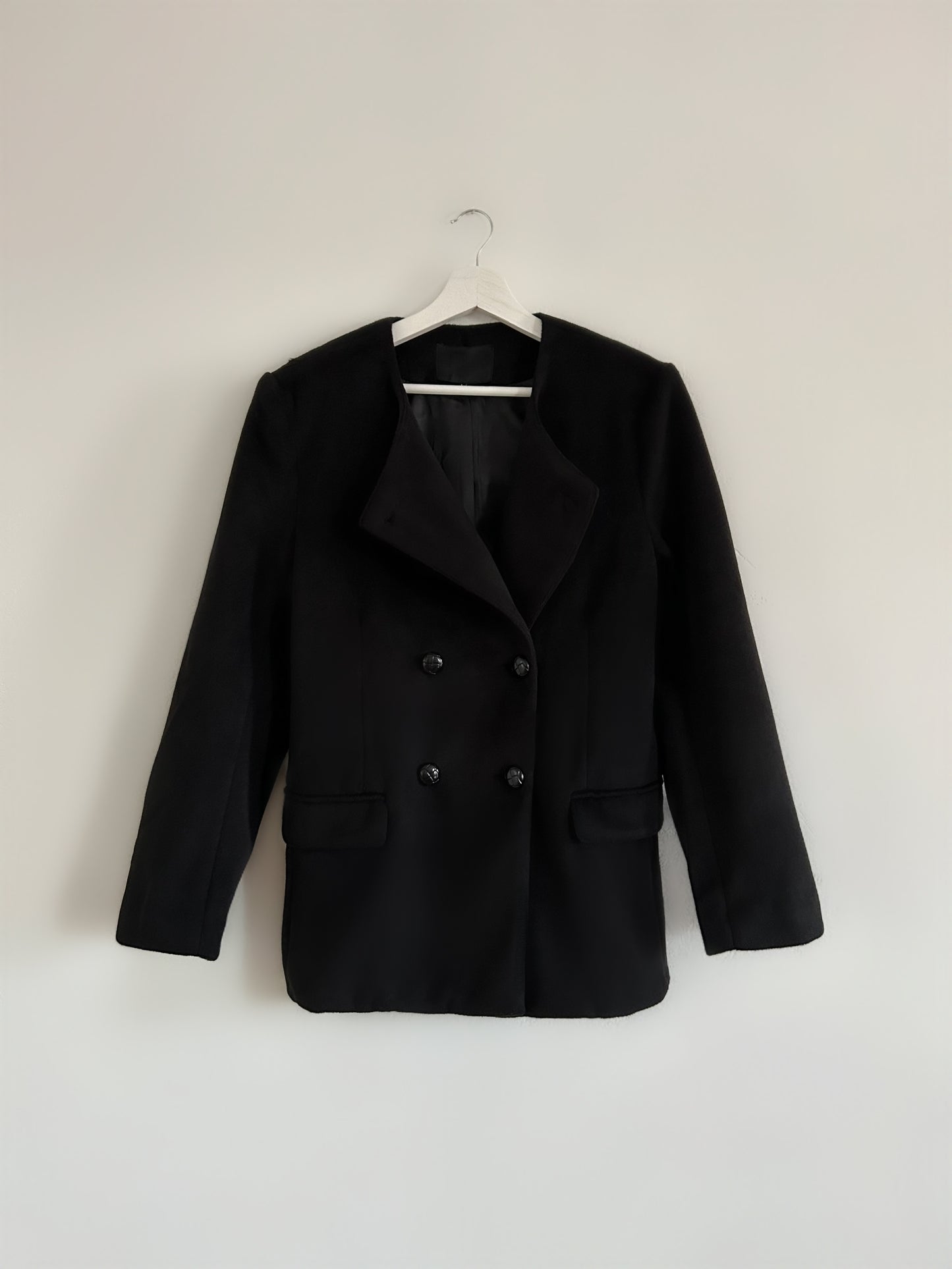 Le Manteau Double Boutonnage Noir