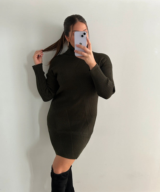 Robe Pull Côtelée Col Roulé Kaki