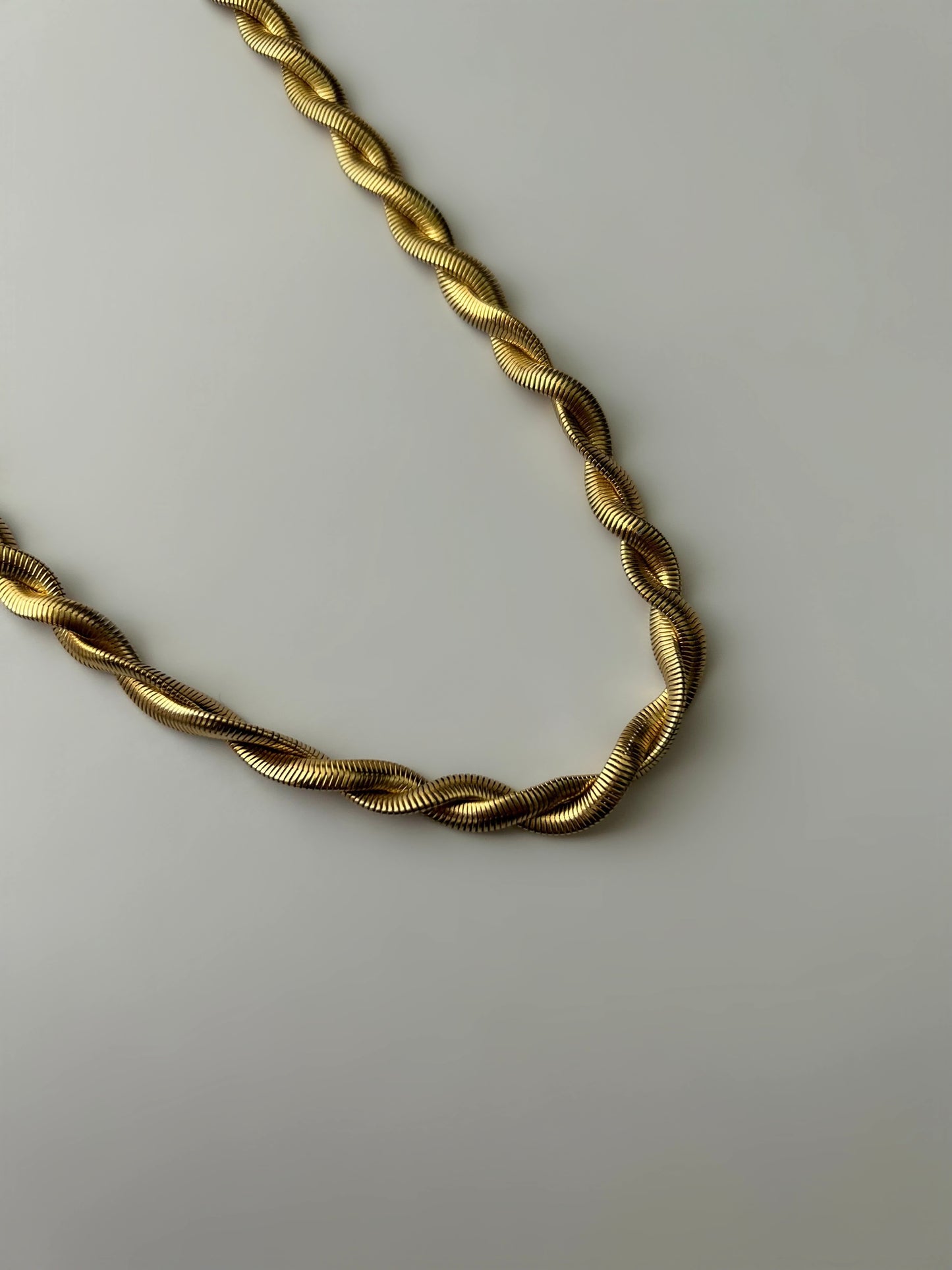 Le Collier Giulia