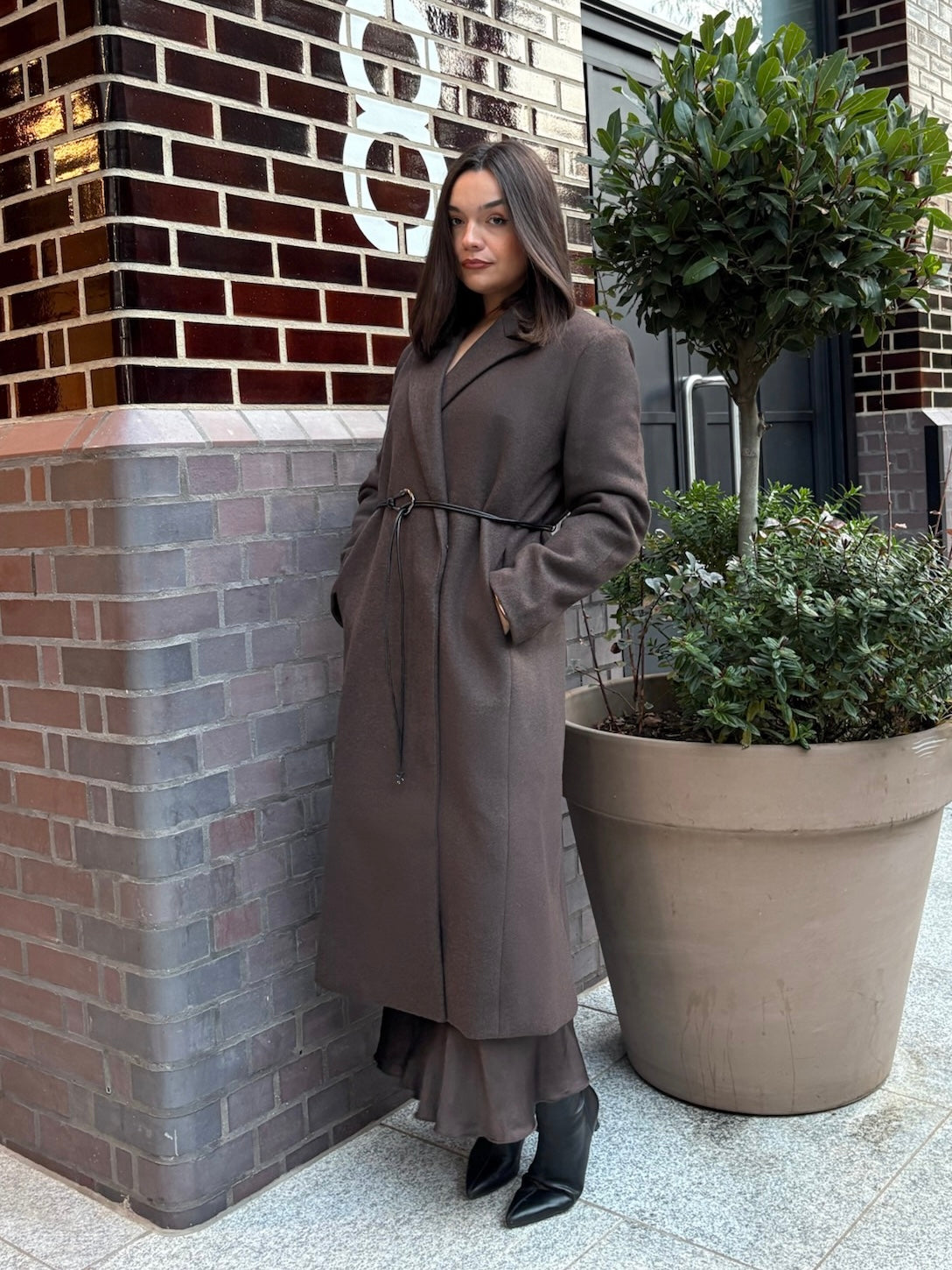 Manteau long marron ceinture similicuir boucle