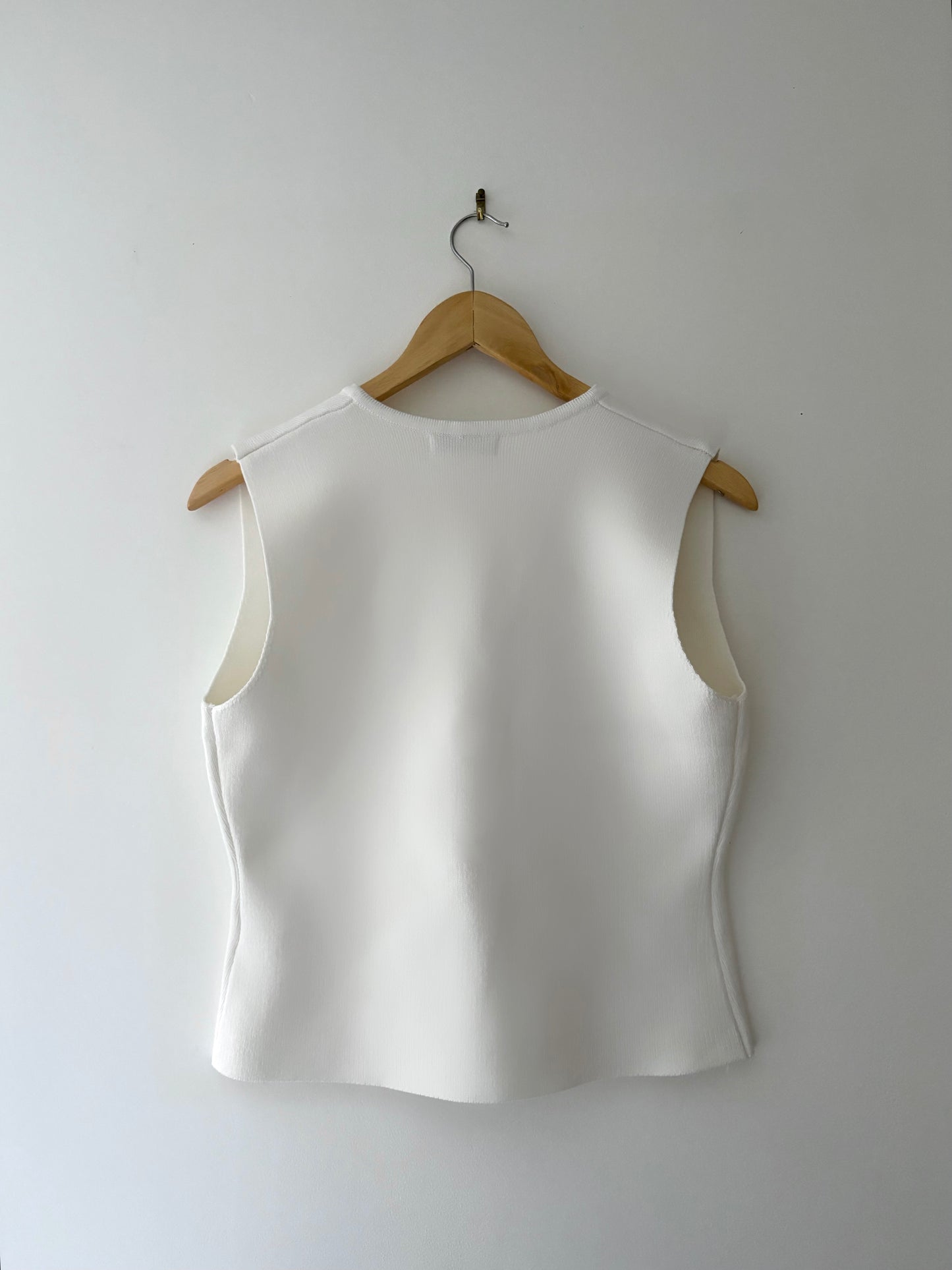 Veston en maille blanc boutons dorés