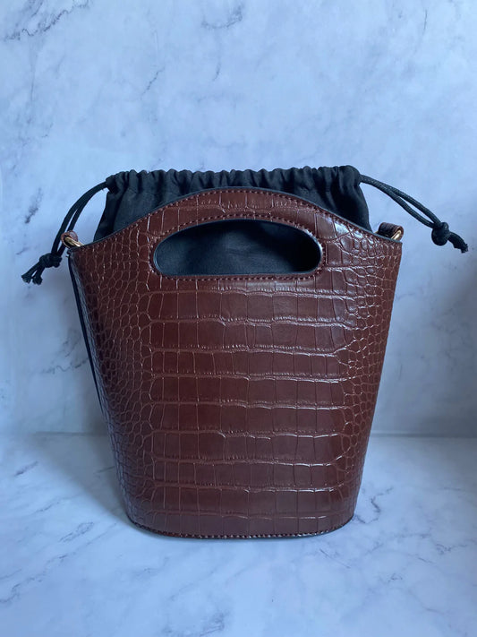 Sac seau effet croco marron