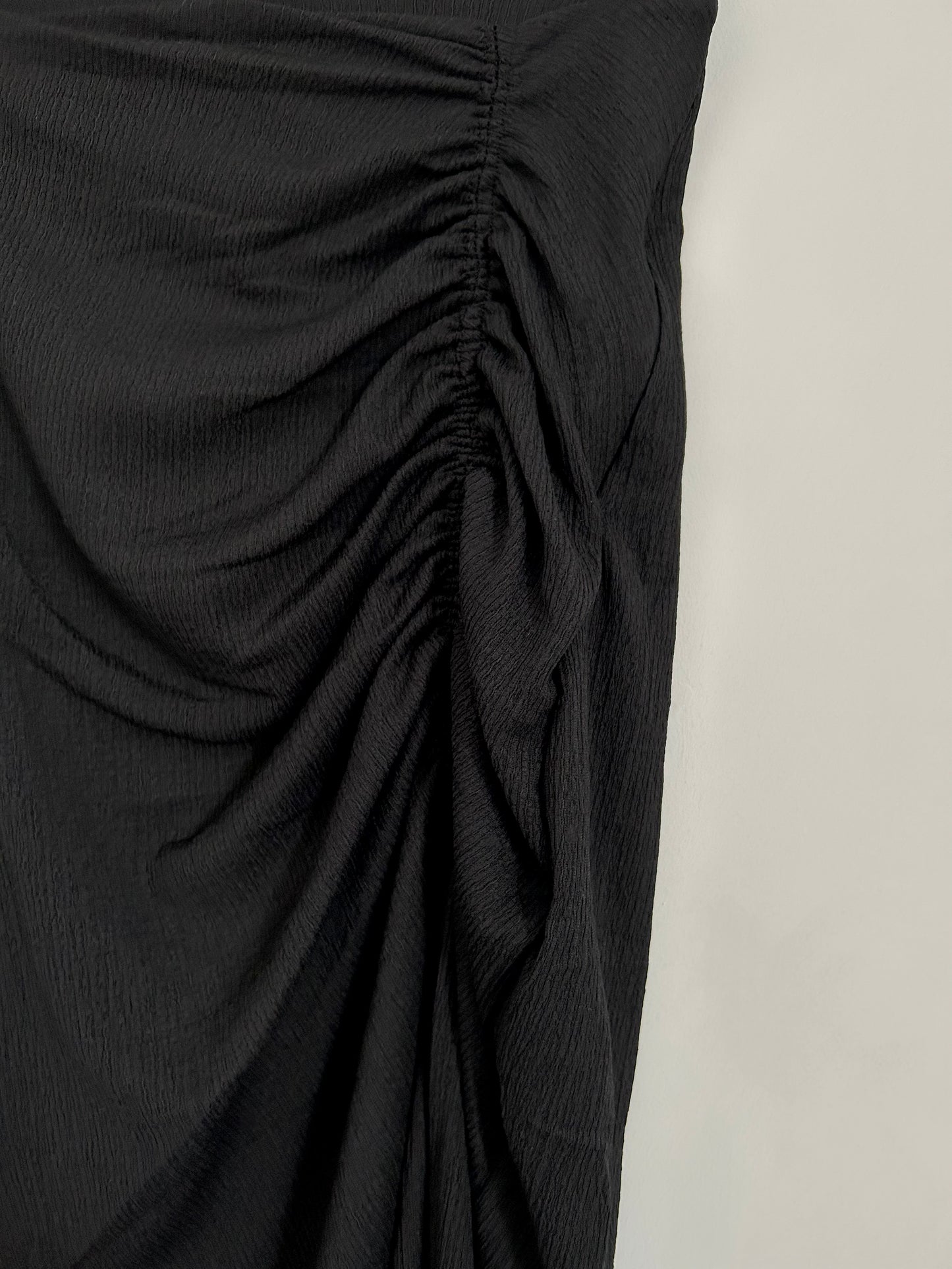 Jupe fendue mi longue noire