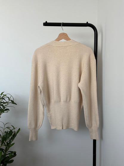 Cardigan beige col V bouton doré