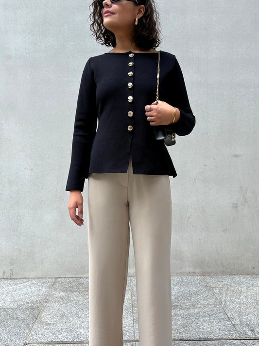 Cardigan noir coupe empire boutons dorés