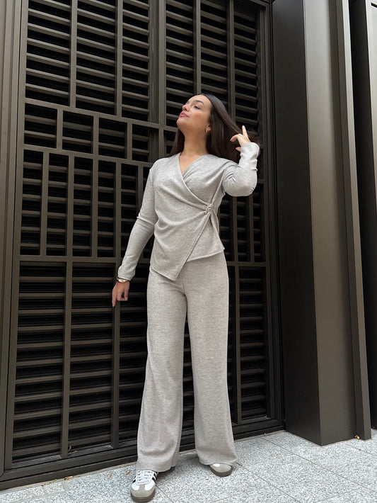 Ensemble confort beige Haut Boucle dorée & Pantalon