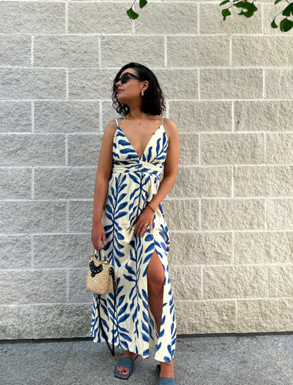 Robe longue imprimé feuille crème et bleu