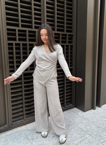 Ensemble confort beige Haut Boucle dorée & Pantalon