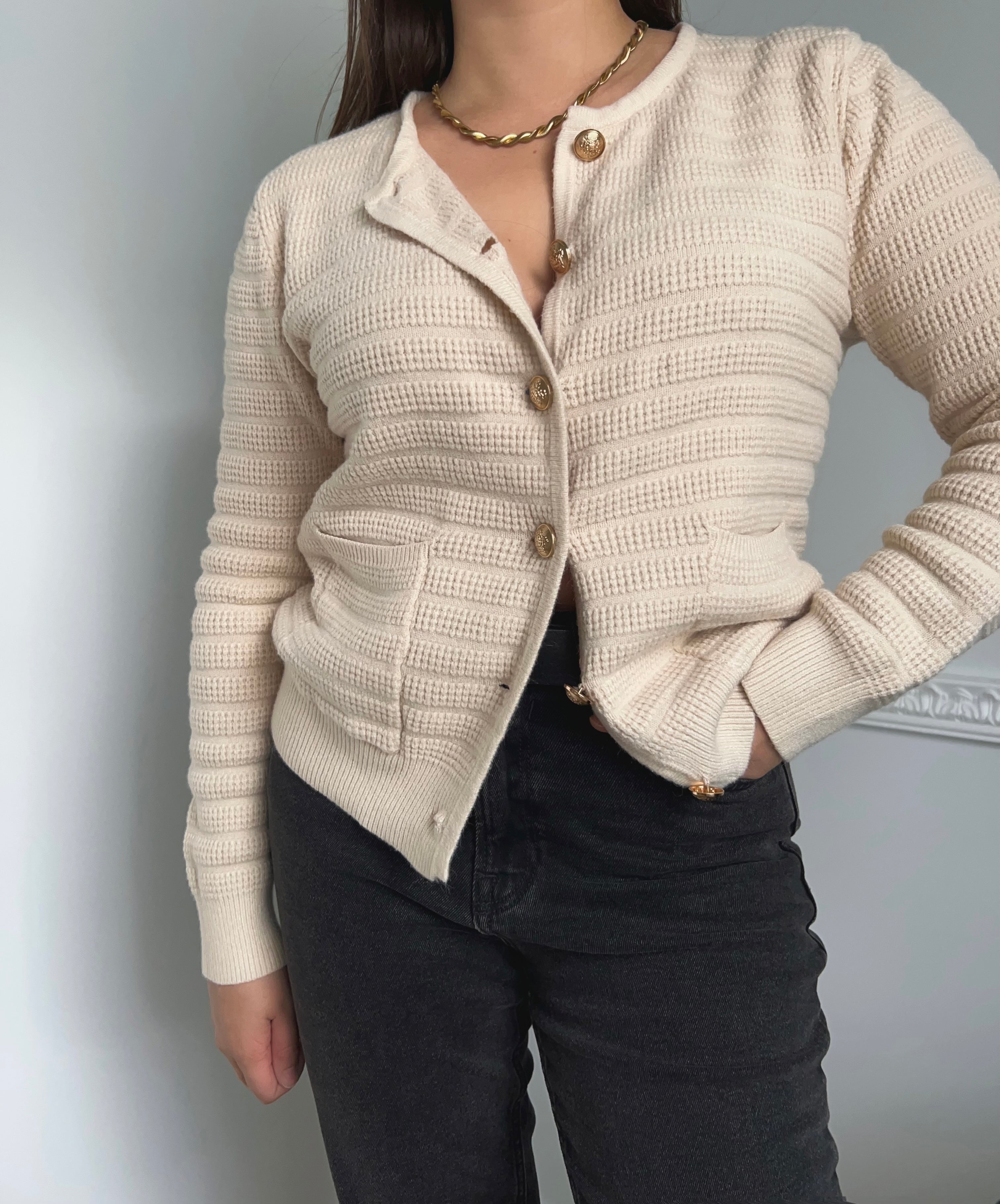 Le Cardigan en Maille Beige Boutons Dor s