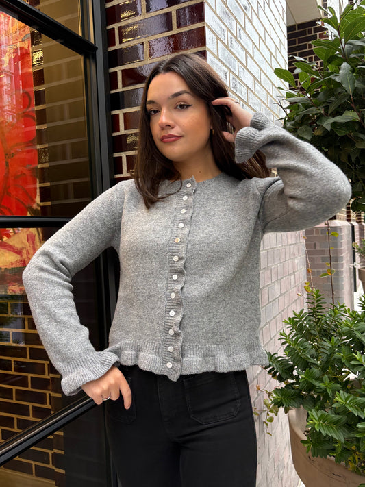 Grey wool cardigan with a rippled pattern