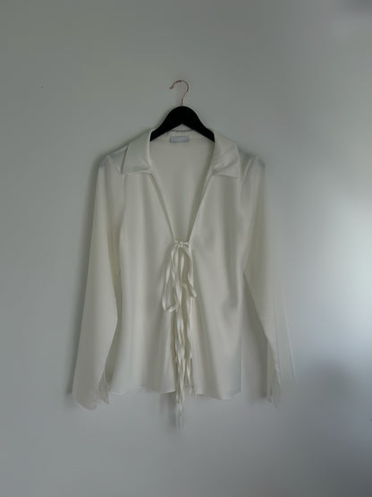 La Blouse Blanche Noeuds Satinée