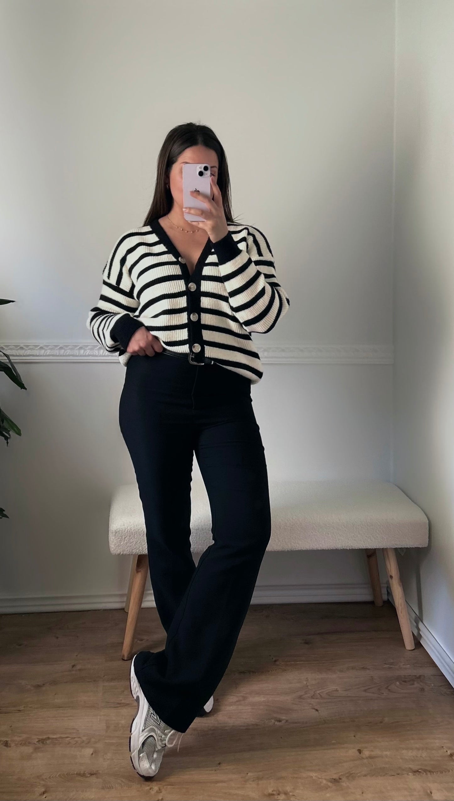  The White and Black Striped V-Neck Cardigan