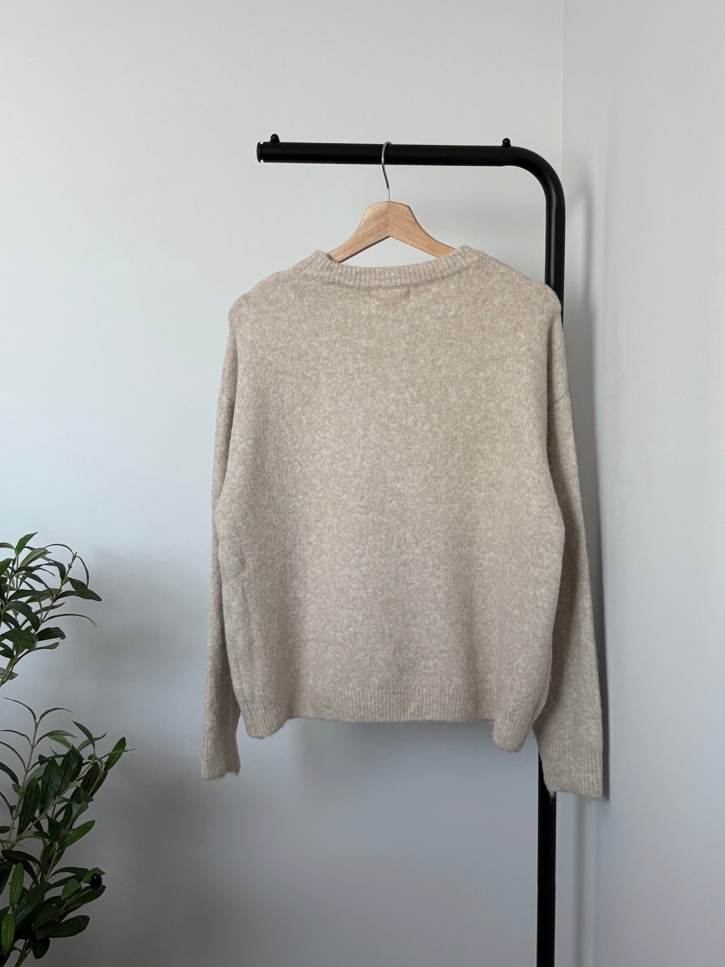 Pull oversize beige broderie poche marron