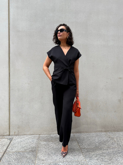 Ensemble veston cordelette et pantalon noir