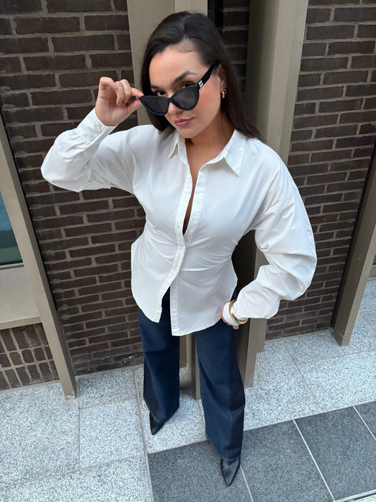 Chemise blanche mi-longue cintrée