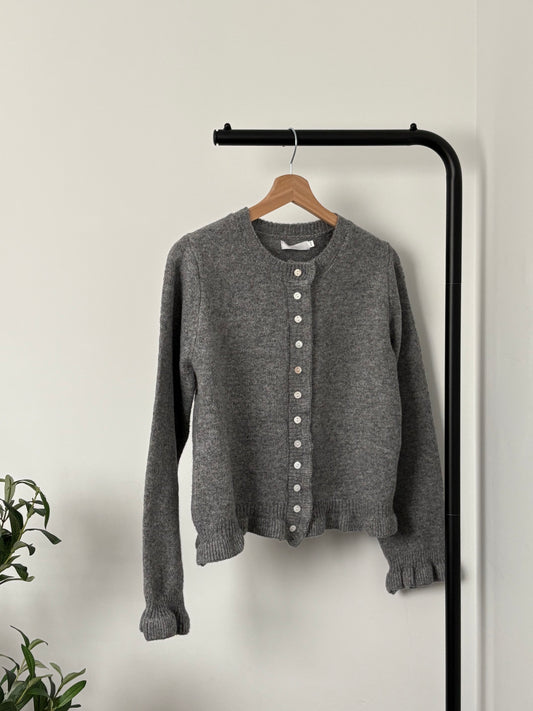 Cardigan en laine gris à ondulations