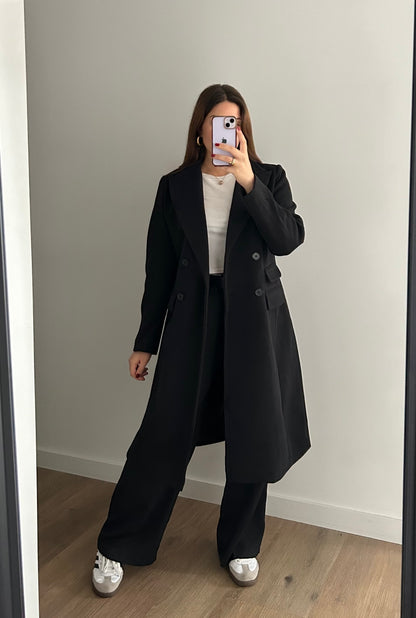 Manteau long noir cintré