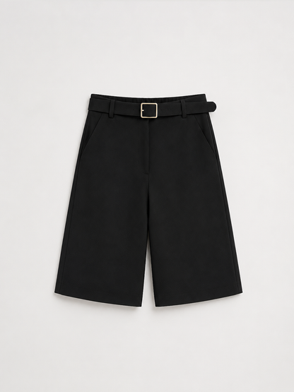 Bermuda noir élégant avec ceinture
