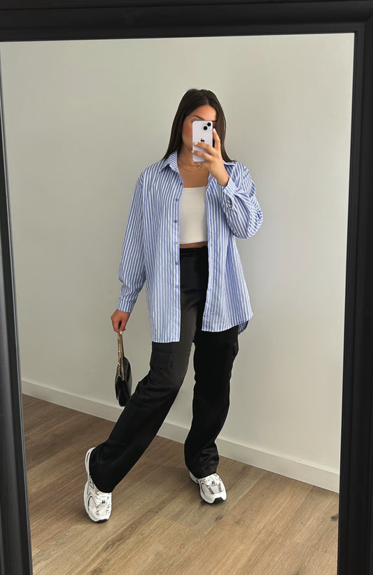 Pantalon cargo noir effet satiné