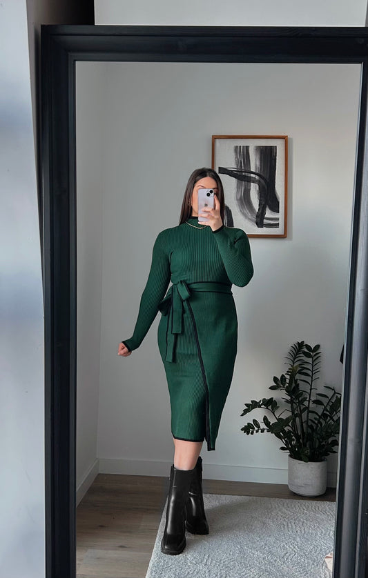 Green and black midi dress to tie